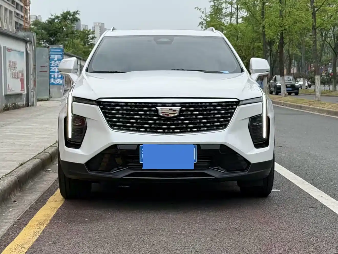 Cadillac XT4 2023 2024 28T 2WD Luxury