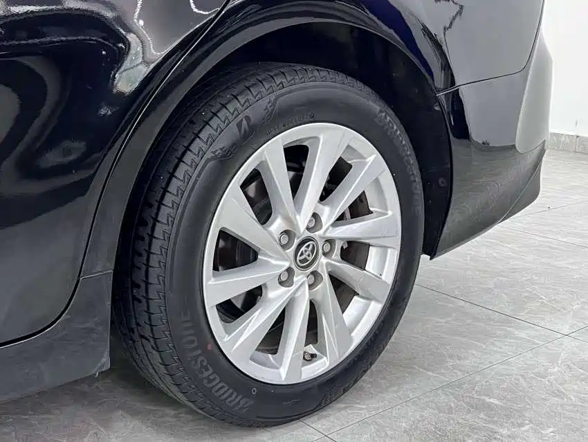 Toyota Camry 2021 2.0G Luxury Edition фото 8