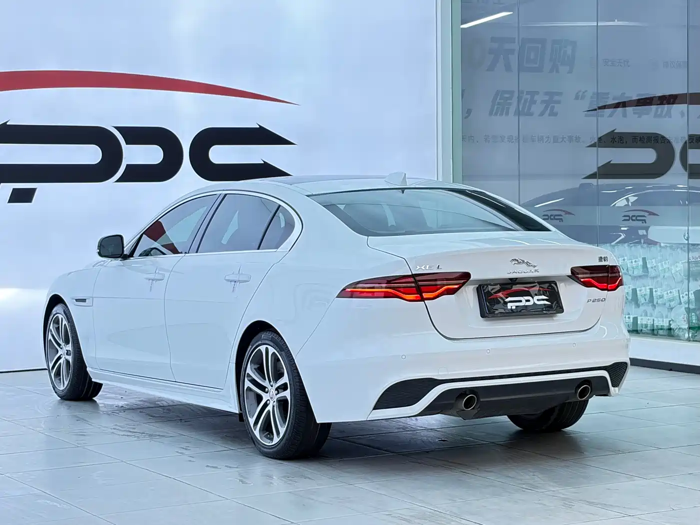 Jaguar XEL 2021 2.0T 250PS R-DYNAMIC S Progressive Sport Edition фото 21