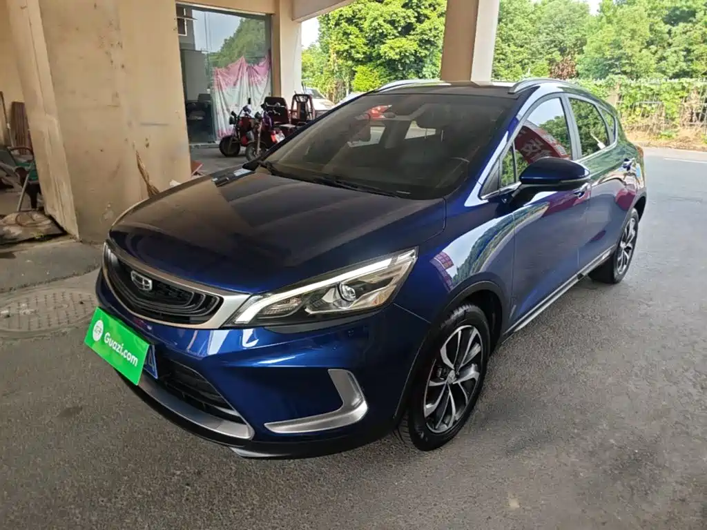 Фото 2 - Geely Emgrand GS