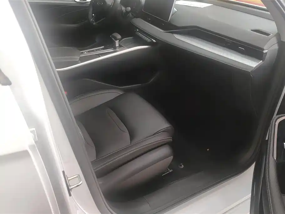 GEELY AUTOMOBILE XINGRUI