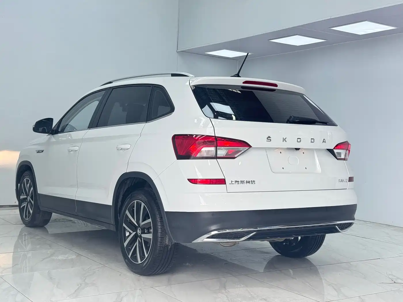Škoda Kamiq 2023 Facelift 1.5L Auto Comfort Edition фото 4
