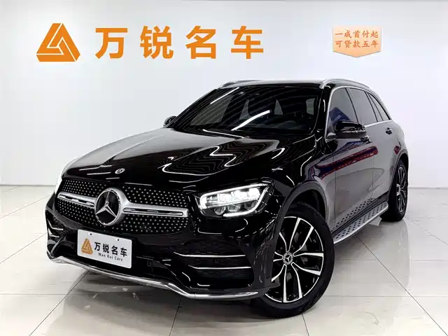 MERCEDES-BENZ GLC