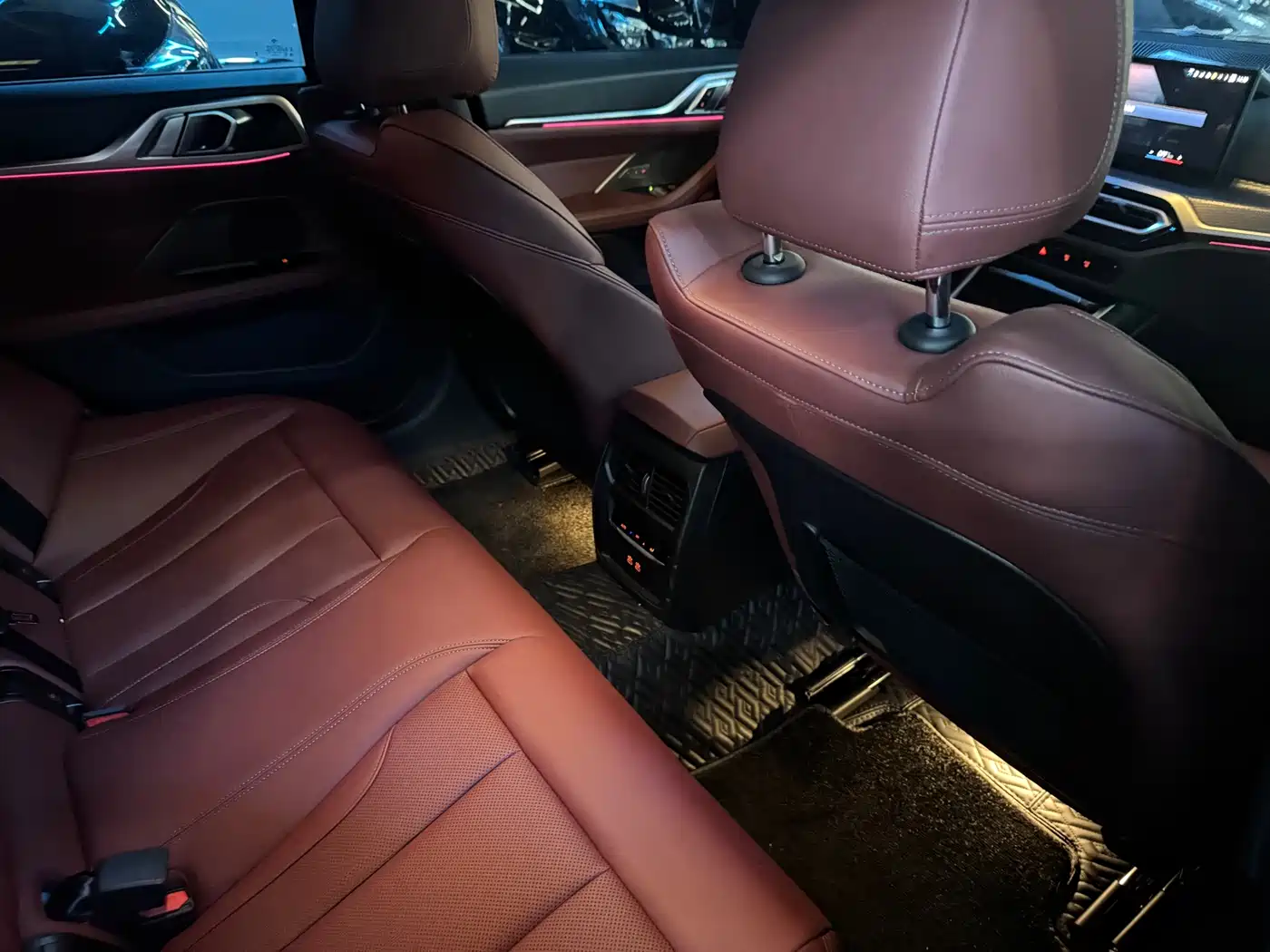 BMW 4 Series 2024 425i Gran Coupe M Sport Package фото 9