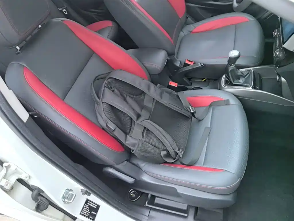 Фото 25 - Changan CS15