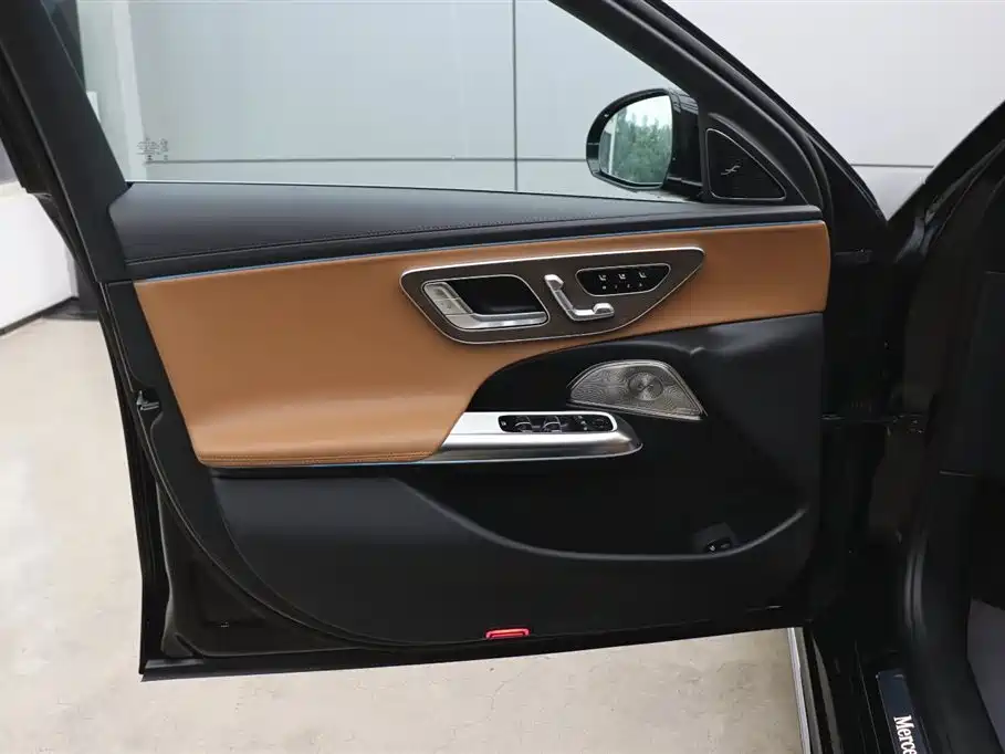 Фото MERCEDES-BENZ E-CLASS 2026 10