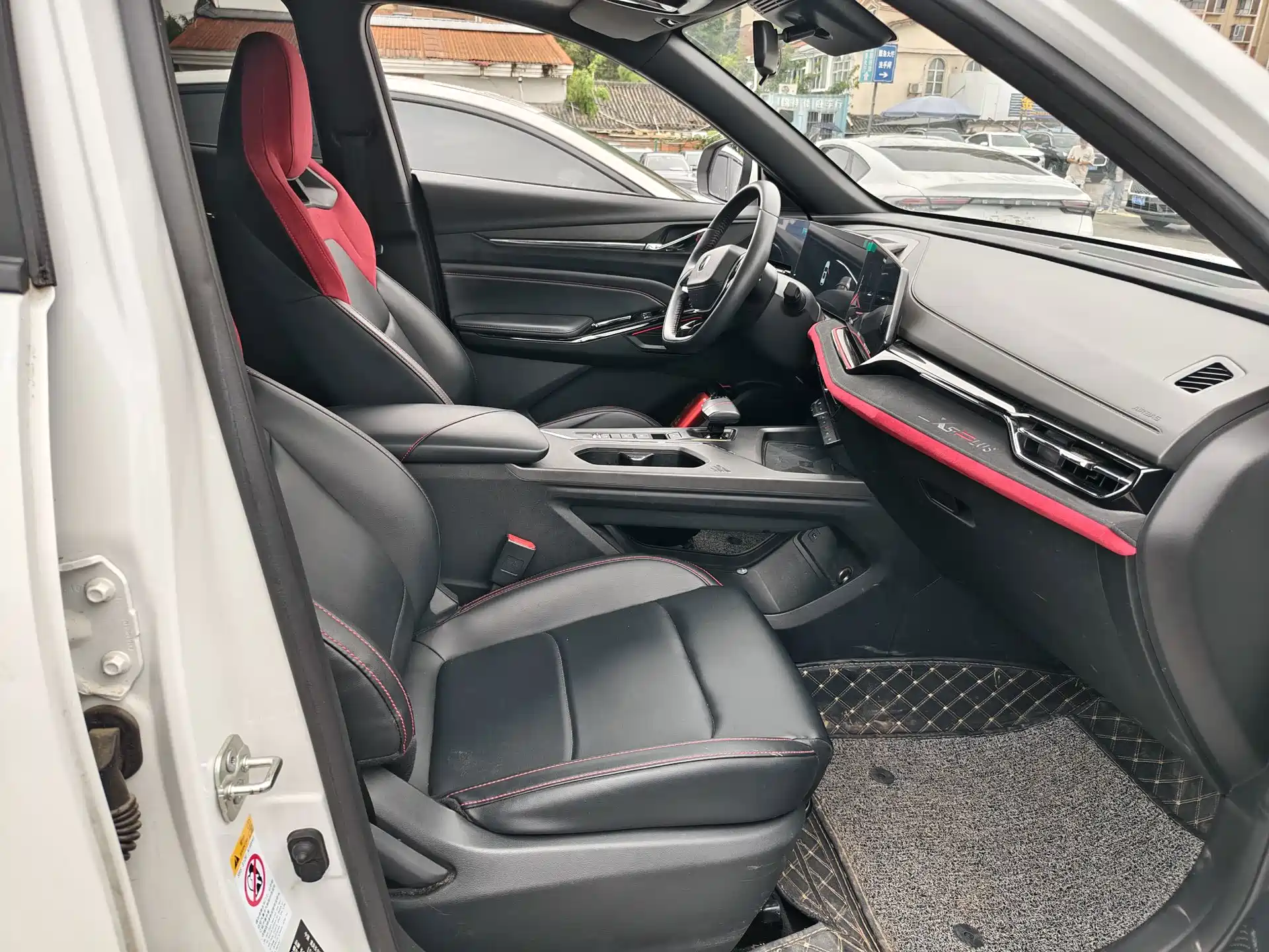 Фото 9 - Changan X5 PLUS
