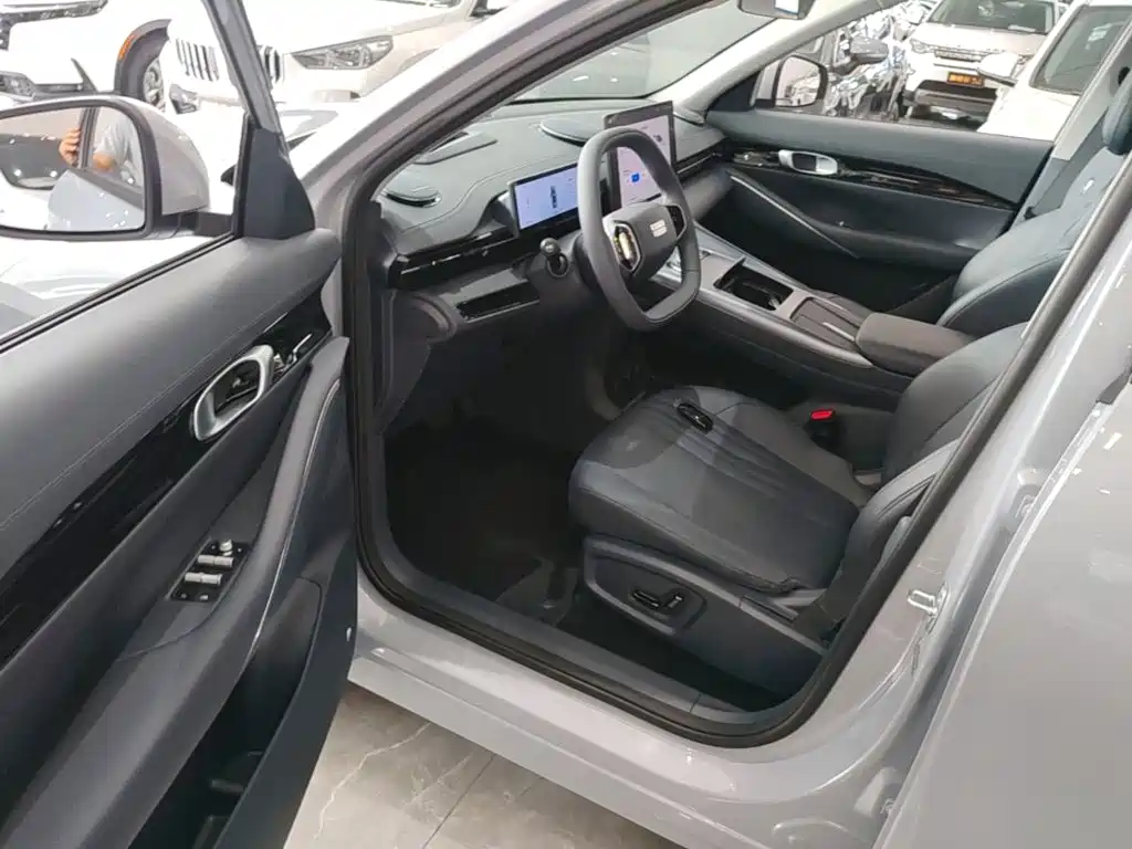 Geely Galaxy Galaxy E5 2025 2026 Model 530km Explorer Edition