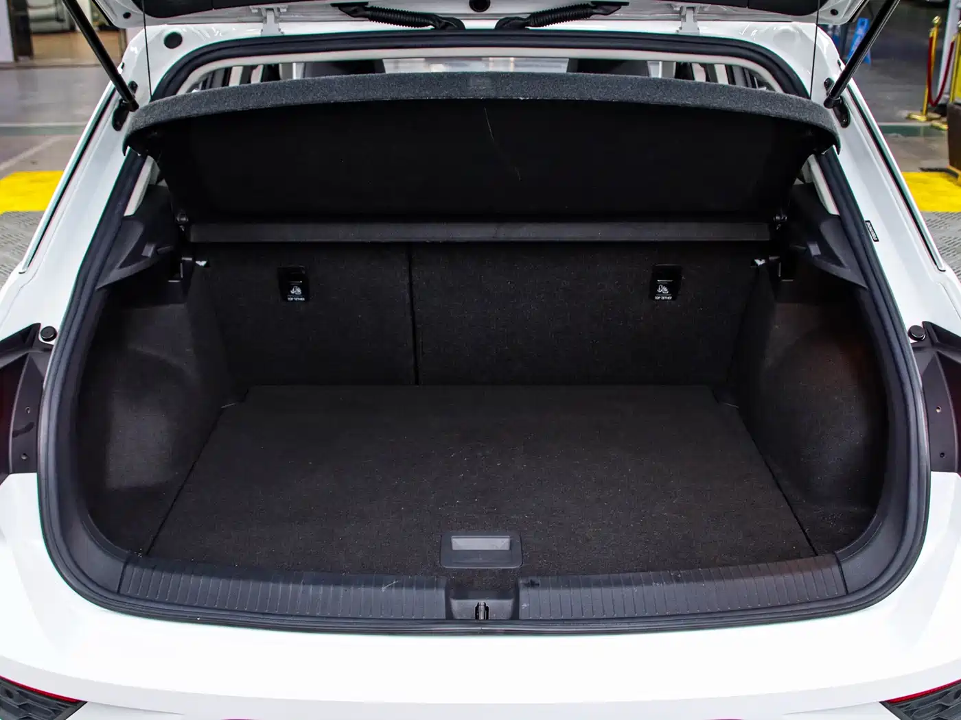 Volkswagen T-ROC 2023 280TSI DSG 2WD Time Edition фото 17