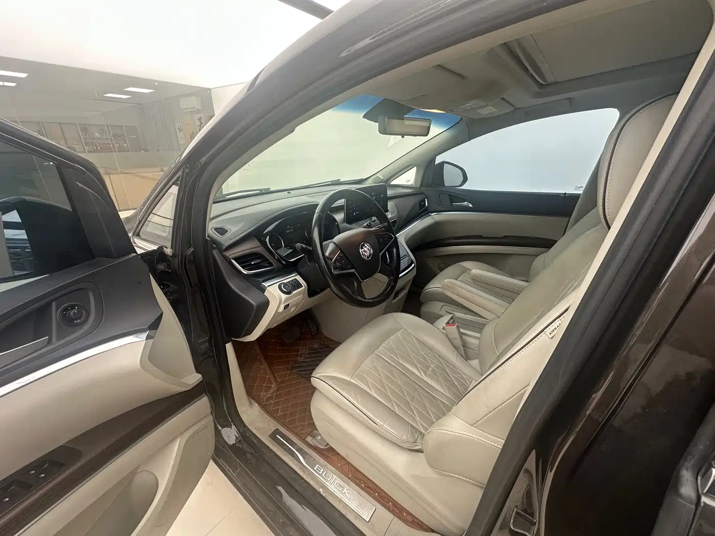 Buick GL8 2022 Land Business Class 652T Prestige фото 3