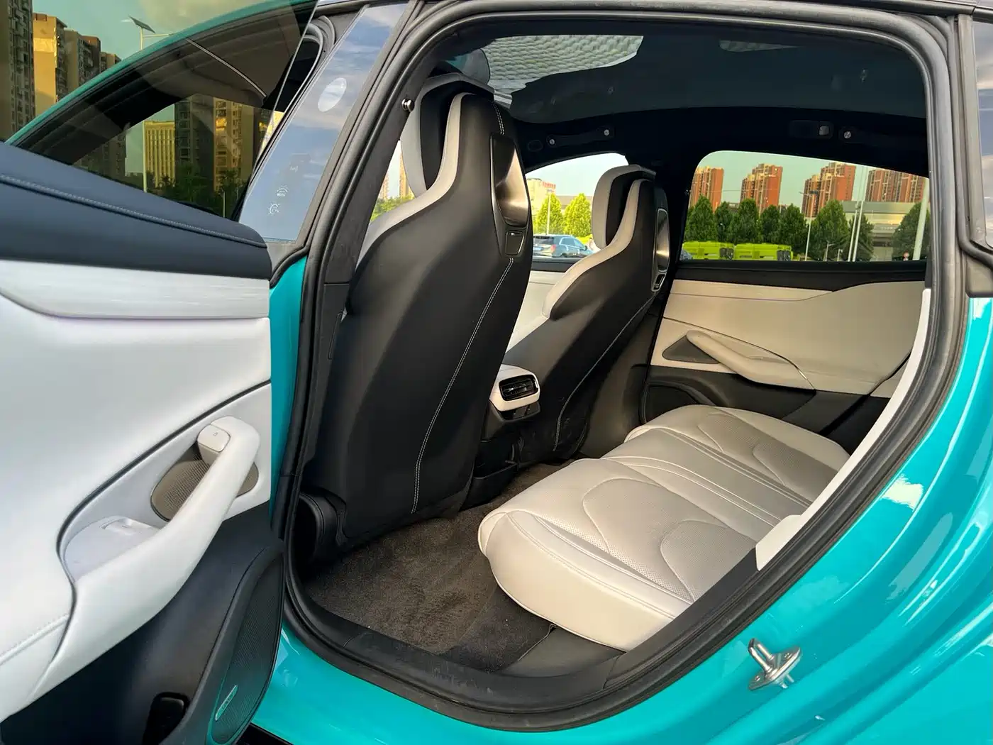 XIAOMI CAR XIAOMI SU7