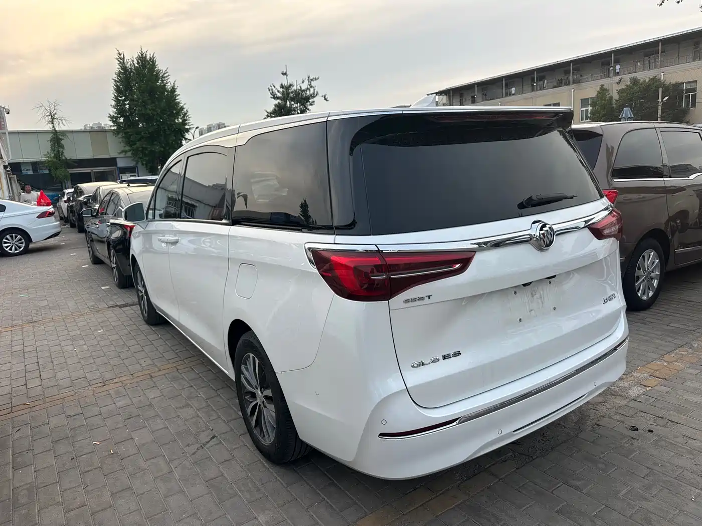Buick GL8 2022 ES Landmark 653T Premium фото 15