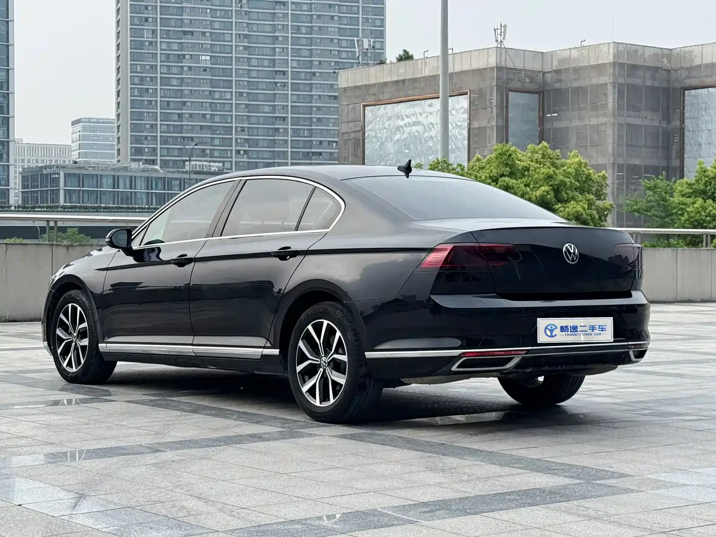 Volkswagen Magotan 2020 330TSI DSG Leading фото 6