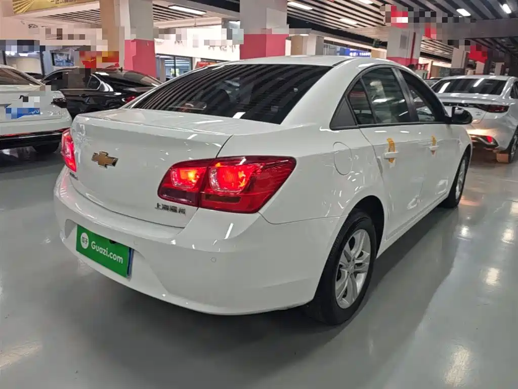 Chevrolet Cruze 2015 1.5L Classic SE AT фото 7