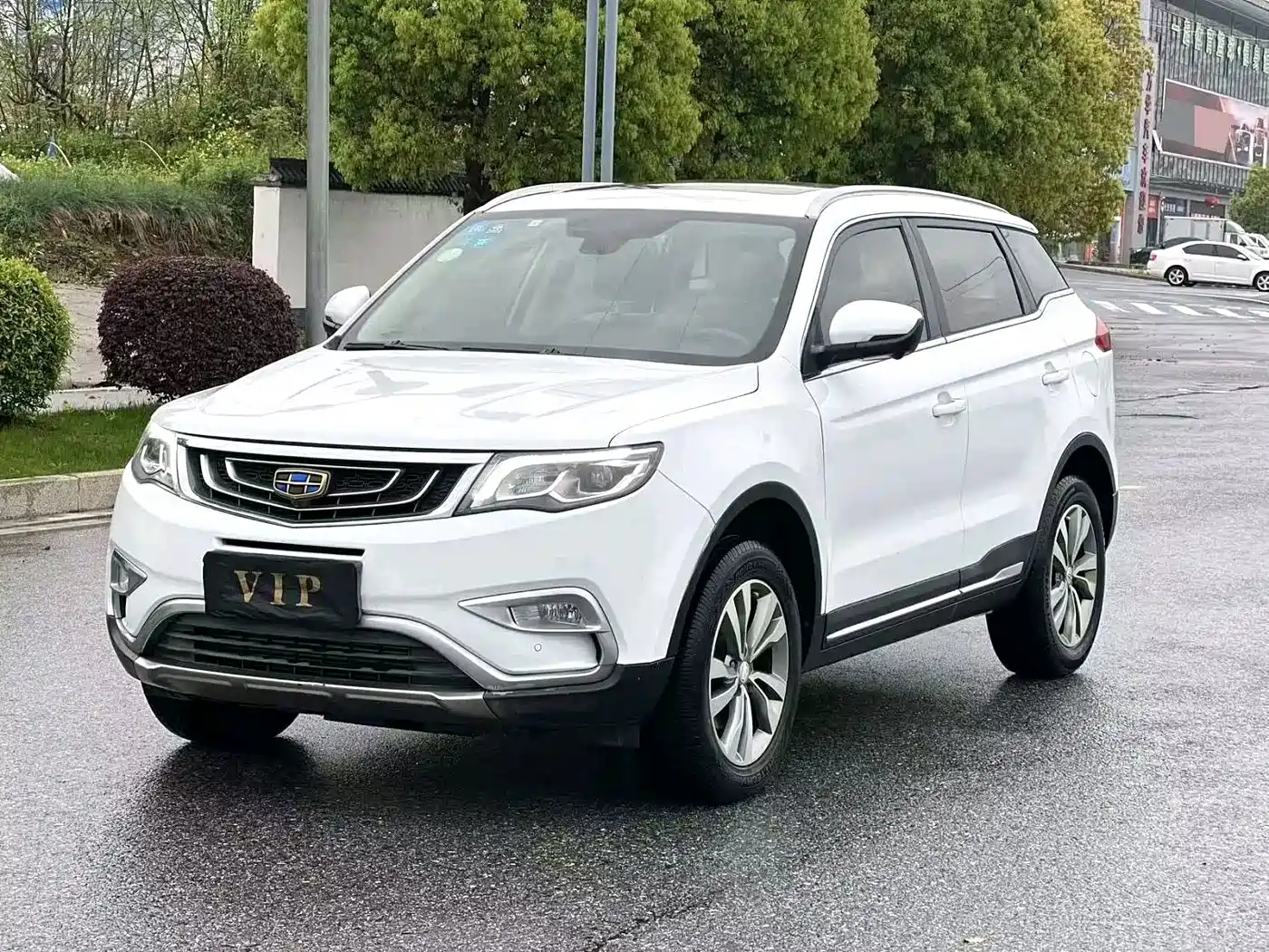 Фото 1 - Geely Boyue