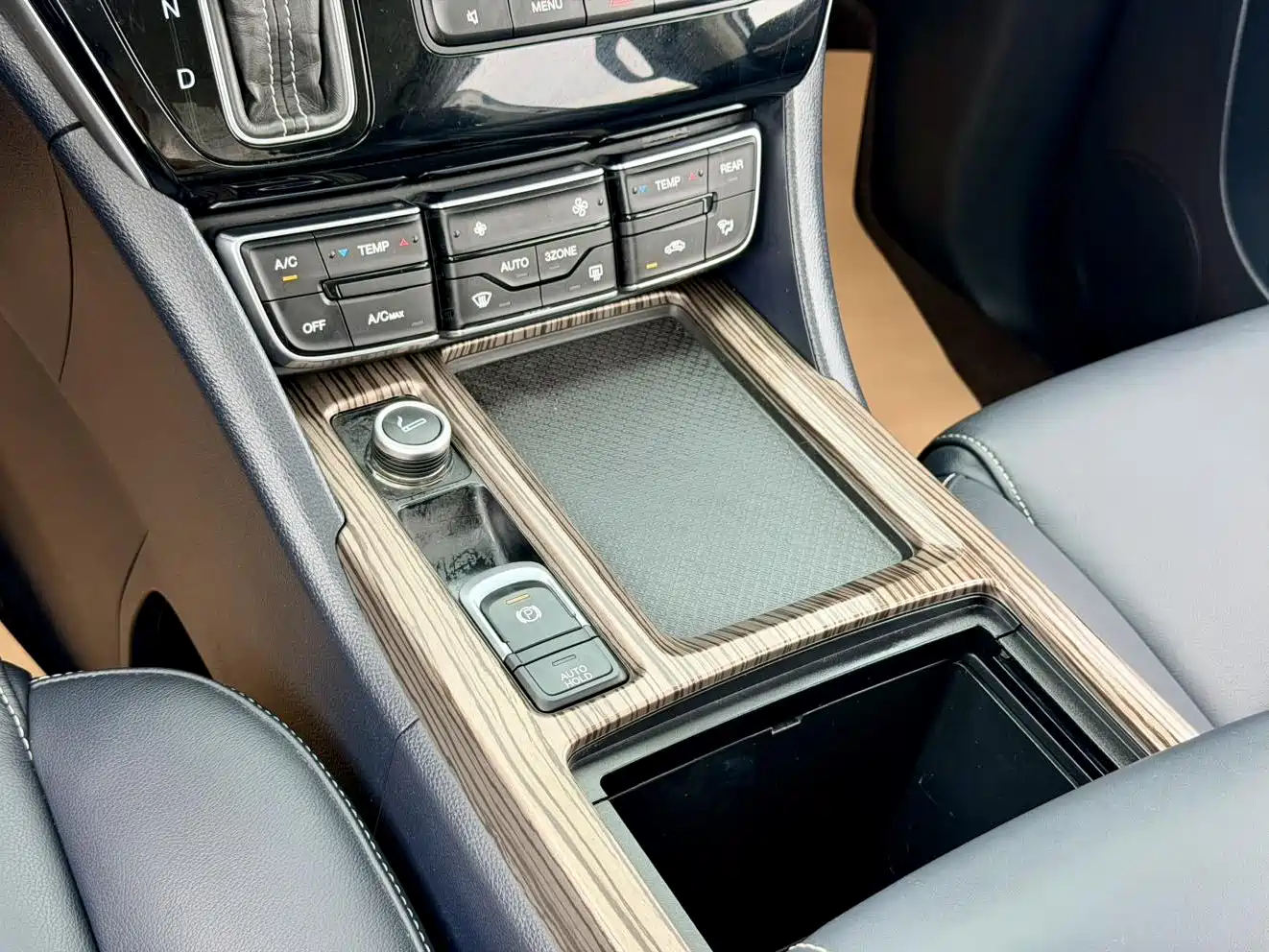 GAC Trumpchi Trumpchi M8 2020 Pilot 390T Premium Edition фото 18