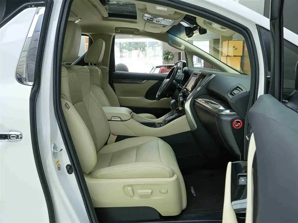 Toyota Alphard 2018 Facelift 3.5L Premium Edition фото 12