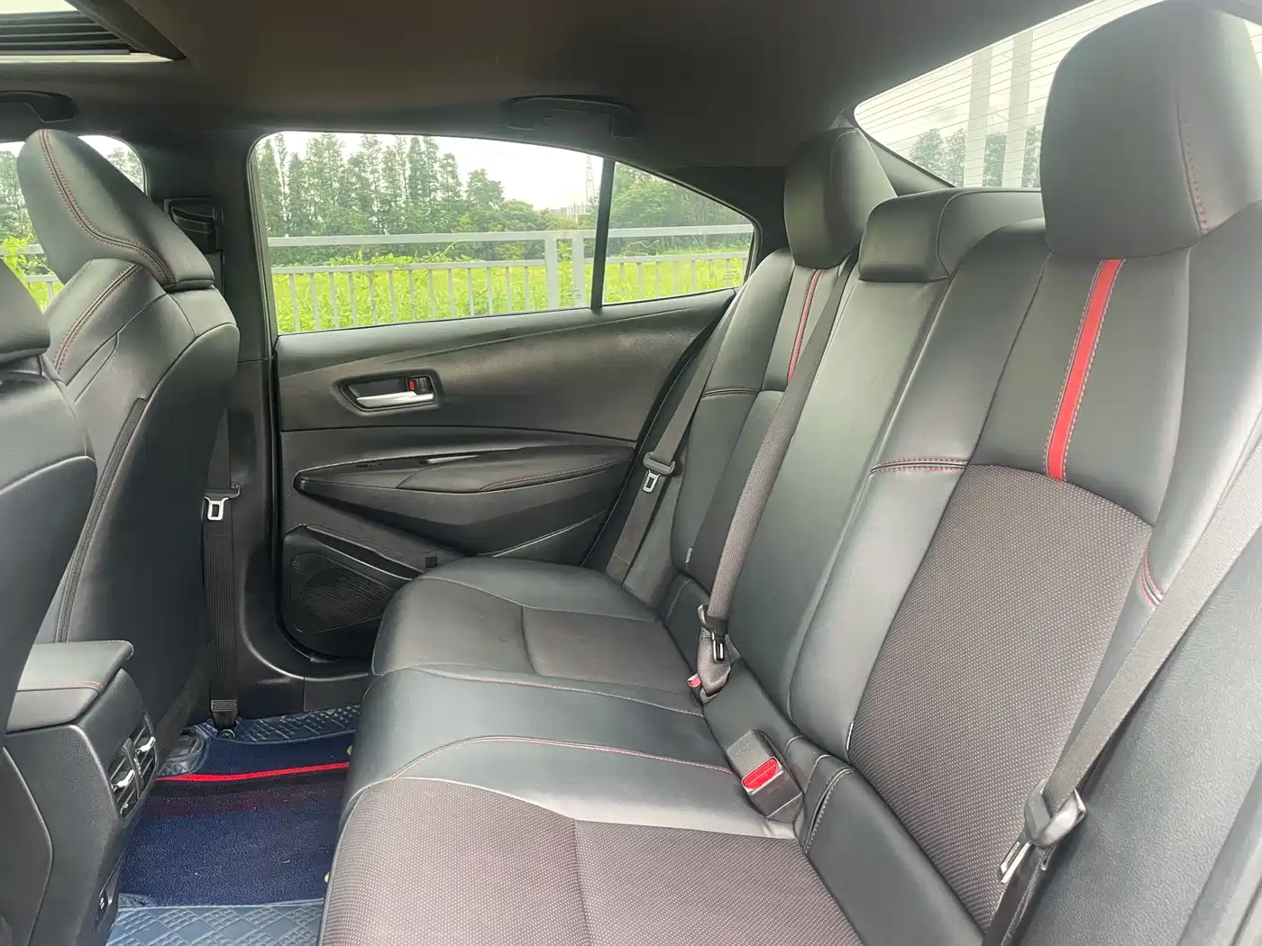 Toyota Levin 2021 Dual Engine 1.8H E-CVT Sport фото 17