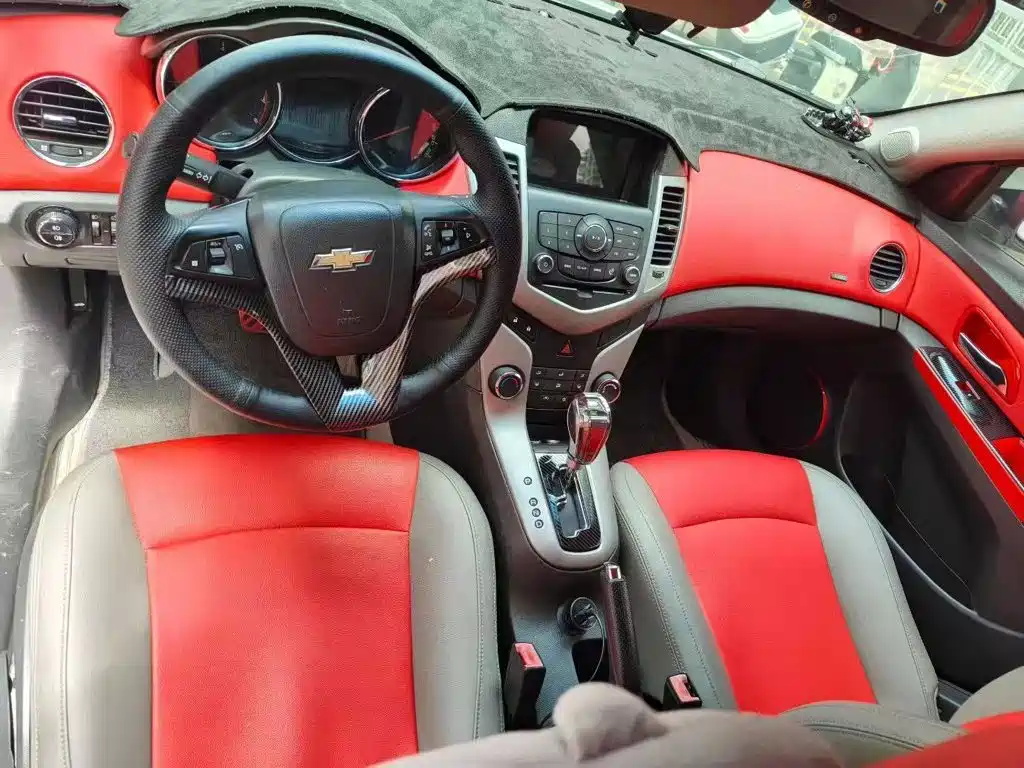 Chevrolet Cruze 2011 2011 1.6L SE AT