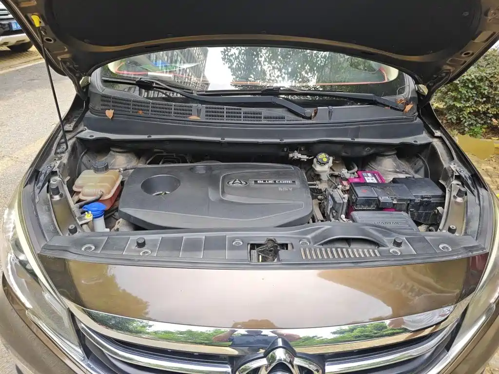 Changan Oshan Changan Oushang A800 2017 2017 1.5T Manual Luxury Edition