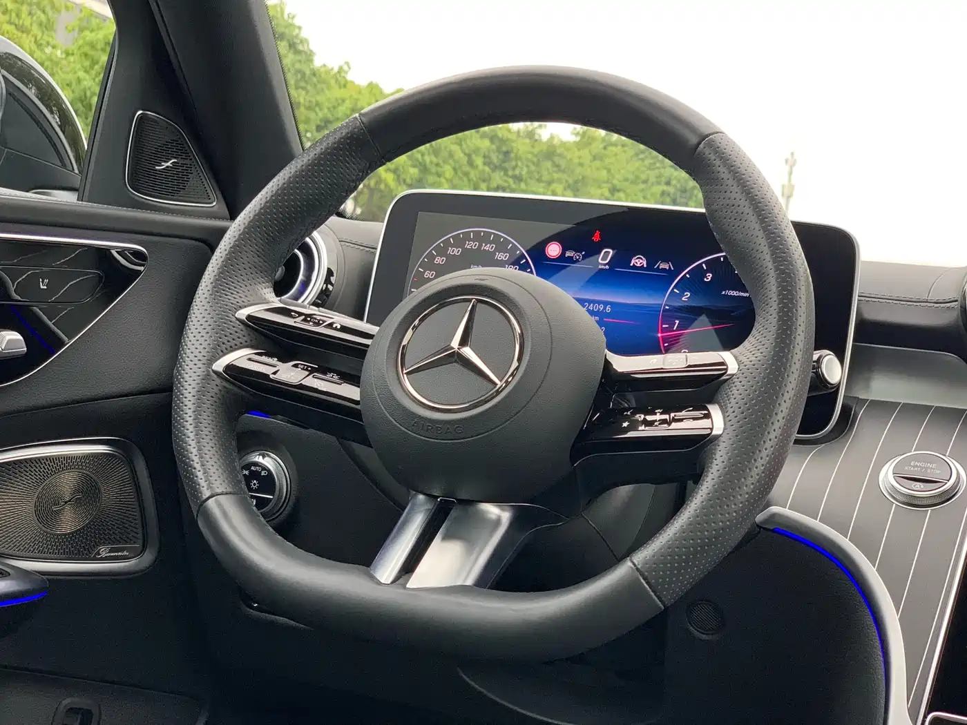 Mercedes-Benz C-Class 2025 C 260 L Night Sport Edition фото 21