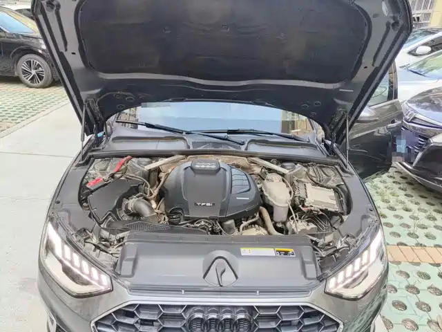 Audi A4L 2020 40 TFSI Fashion Dynamic Edition — фото 3