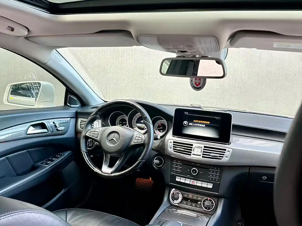 Mercedes-Benz CLS 2016 CLS 260 Edition фото 7