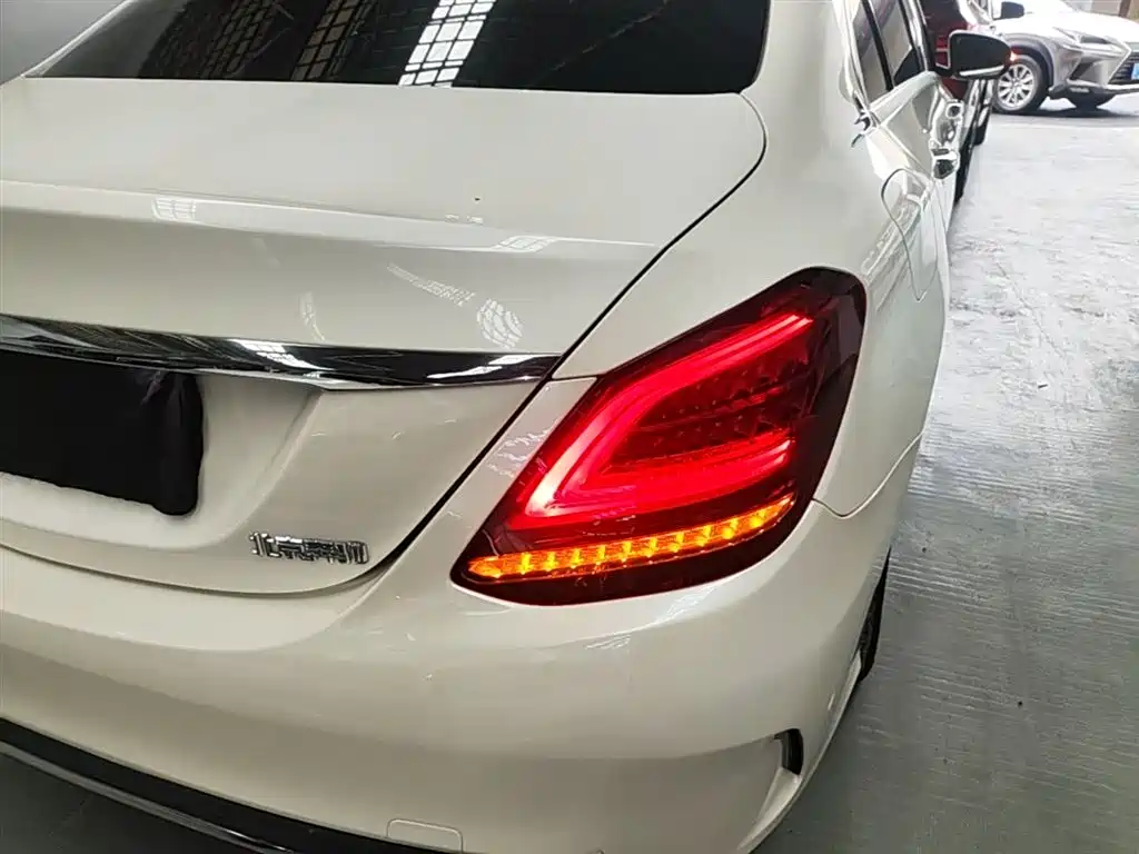 Mercedes-Benz C-Class 2019 C 260 L Sport фото 8