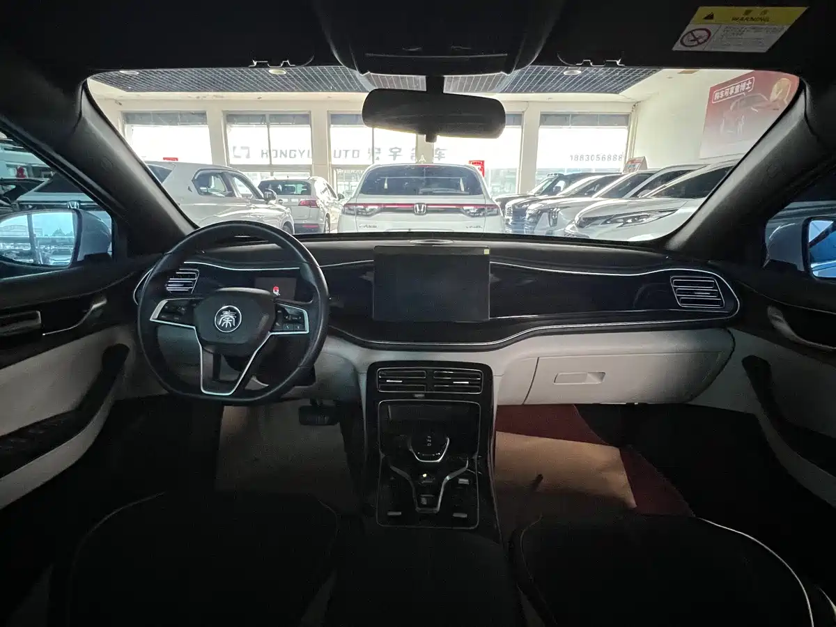 BYD Qin PLUS 2021 DM-i 55KM Flagship фото 9