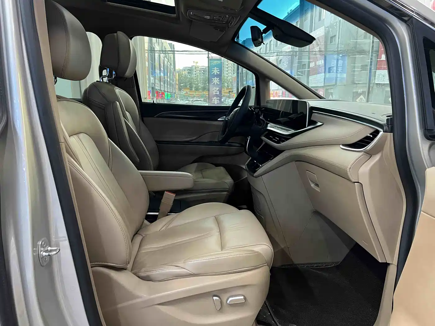 Buick GL8 2020 Model ES Landglory 653T Premium фото 7