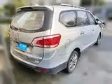 Фото 2 - Baojun 730