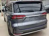 Фото 6 - Roewe iMAX8