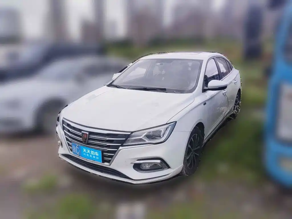 Roewe i5 2020 1.5L Manual 4G Connected Premium Flagship Edition
