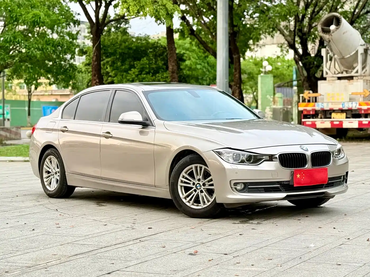 BMW 3 Series 2015 320Li Super Joy Fashion фото 3
