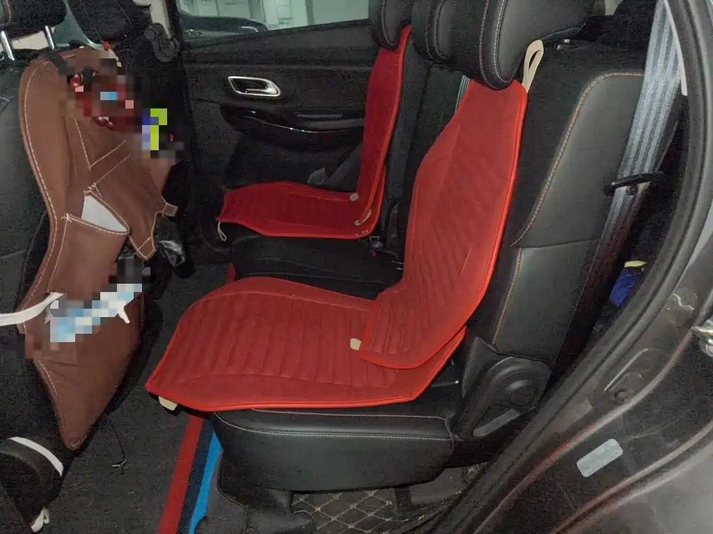 Changan Oshan X7 PLUS 2023 2022 1.5T Blue Whale Edition Automatic Luxury 7-Seater