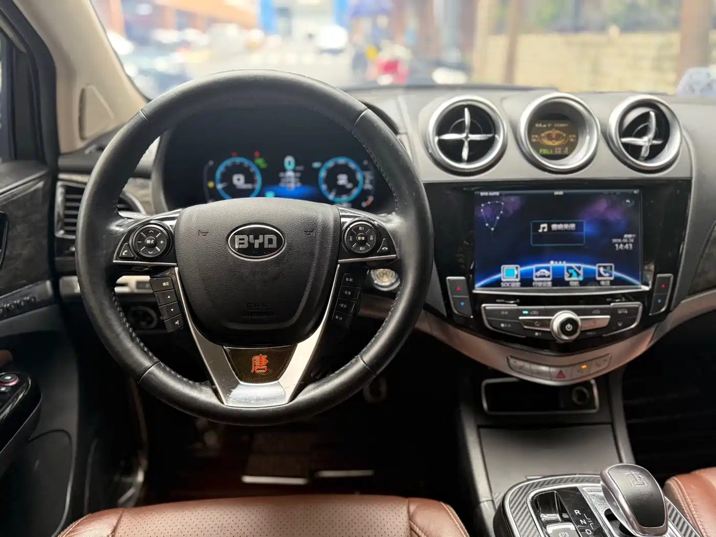 BYD Tang New Energy 2016 2015 2.0T AWD Premium