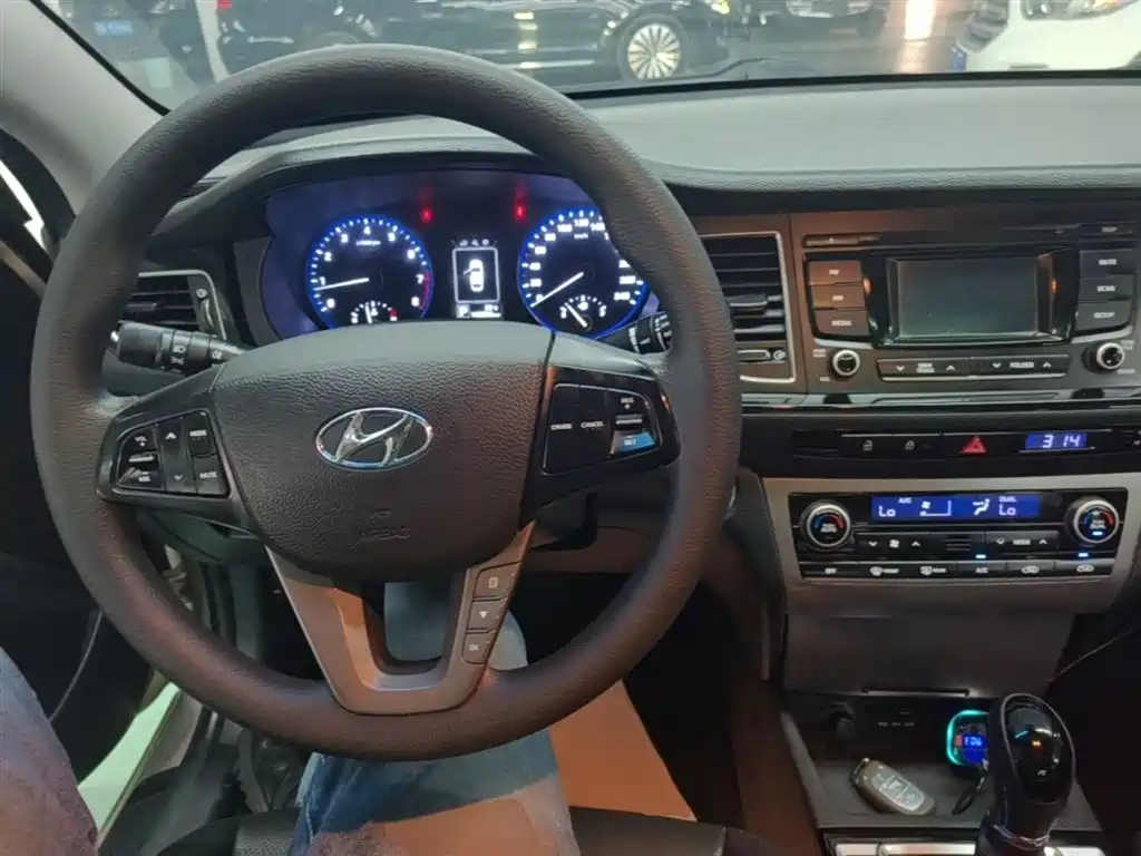 Hyundai Mistra 2014 1.8L Auto Smart GLS фото 10