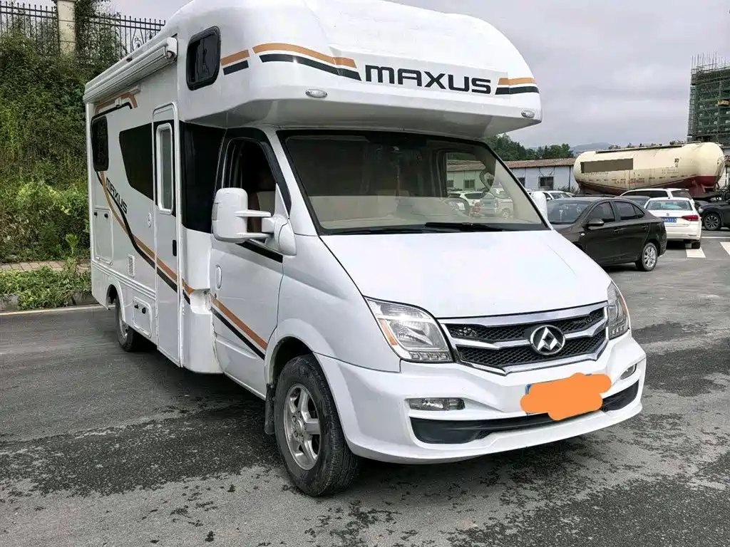 SAIC Maxus Xintu V80 2018 2.5T AMT Aoyun Short Wheelbase Ultra Low Roof 5-6-seater фото 2