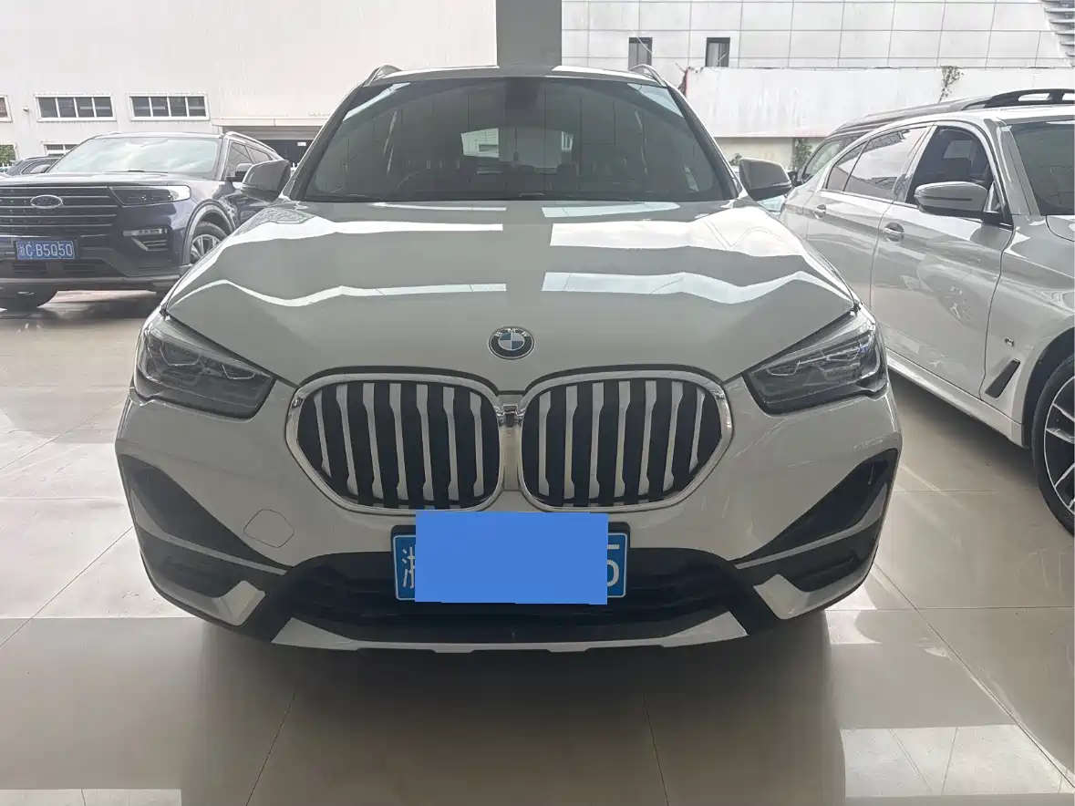 BMW X1 2021 Facelift xDrive25Li Premium фото 2