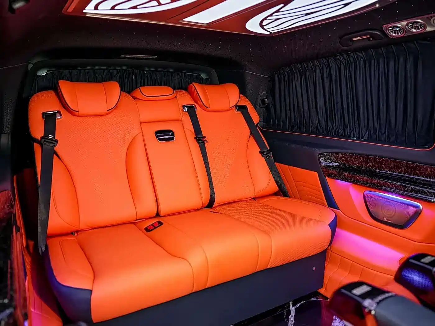 Mercedes-Benz Vito 2023 2.0T Elite 7-Seater фото 9