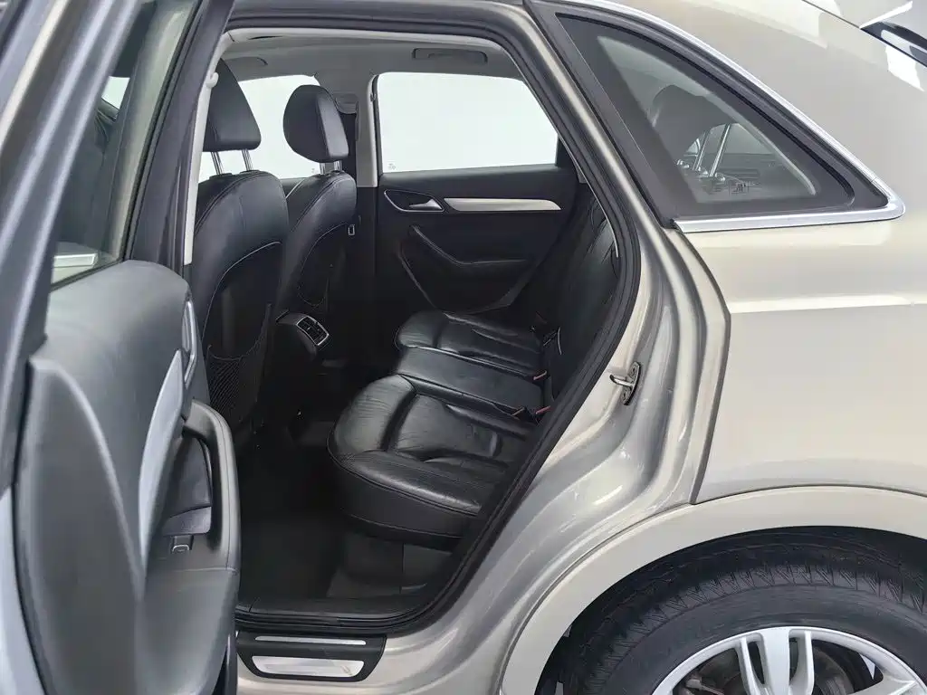 Audi Q3 2014 2015 35 TFSI quattro Technology