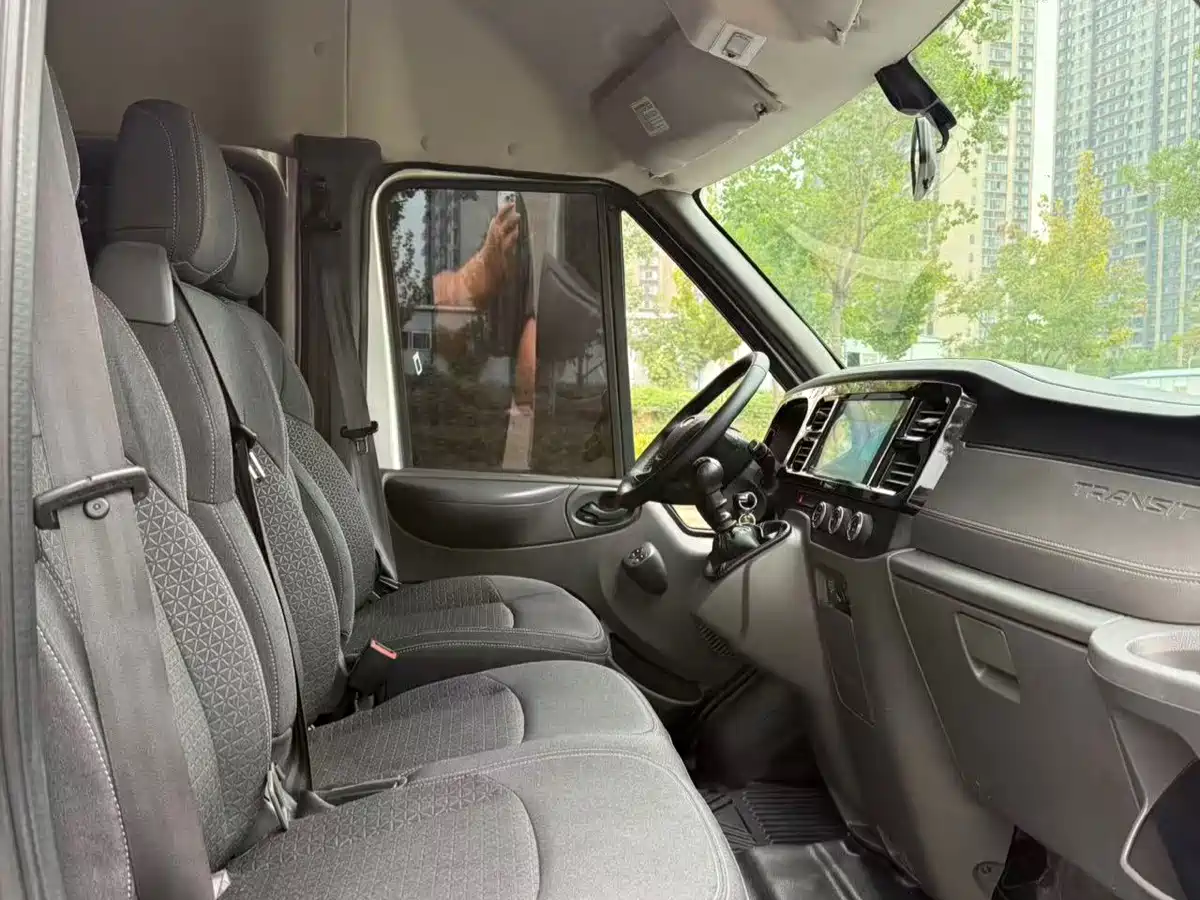Photo 6 - Ford New Generation Transit
