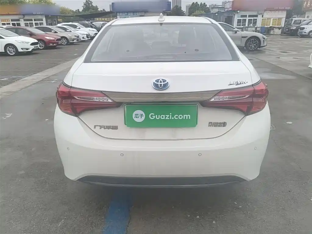 Toyota Levin Twin Engine E+ 2019 1.8PH GS E-CVT Elite Sunroof Edition фото 6