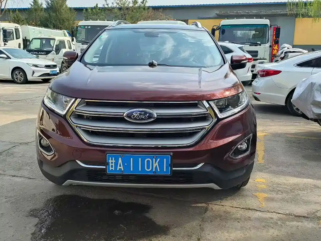 Фото 3 - Ford Edge