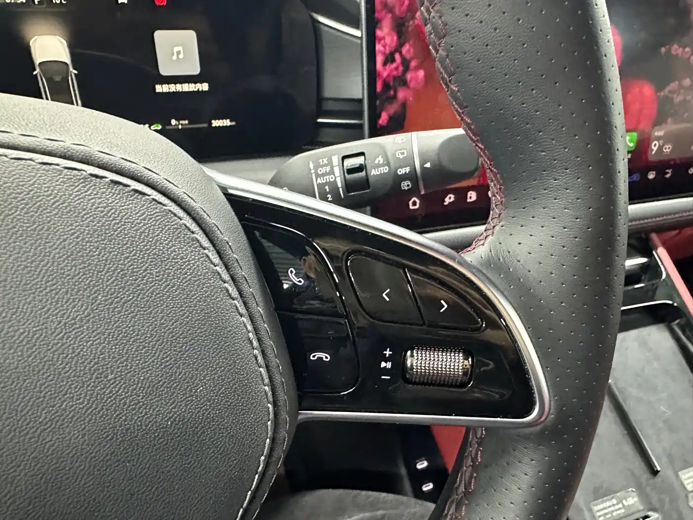 AITO Wenjie AITO M5 2024 Extended Range Max RS AWD Advanced Smart Driving Edition фото 14