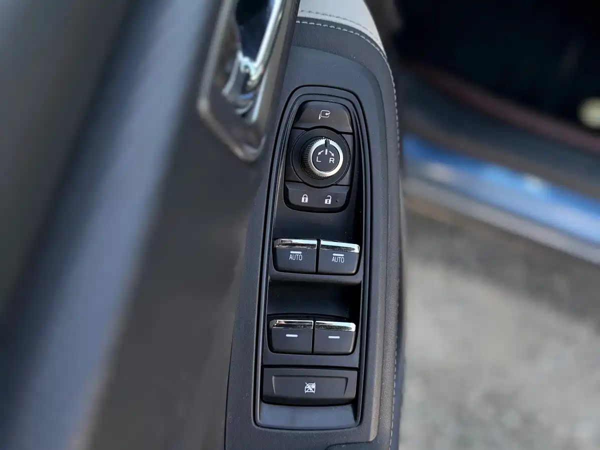 Subaru Forester 2022 2.0i AWD Luxury Edition фото 22