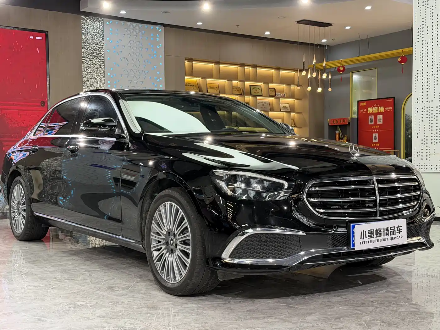 Mercedes-Benz E-Class 2022 E 300 L Fashion фото 3