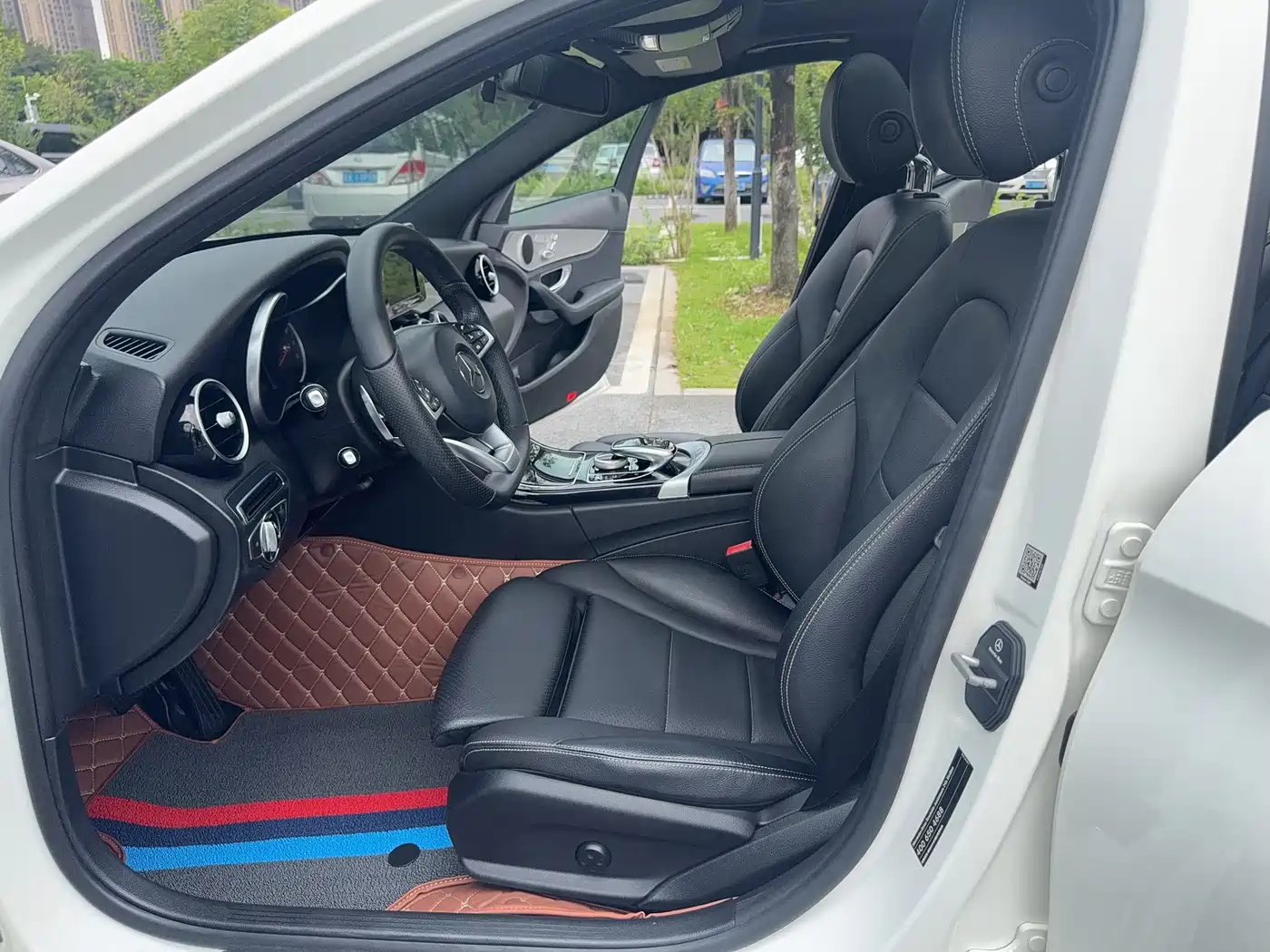 Mercedes-Benz A-Class 2024 Facelift A 200 L Fashion фото 4