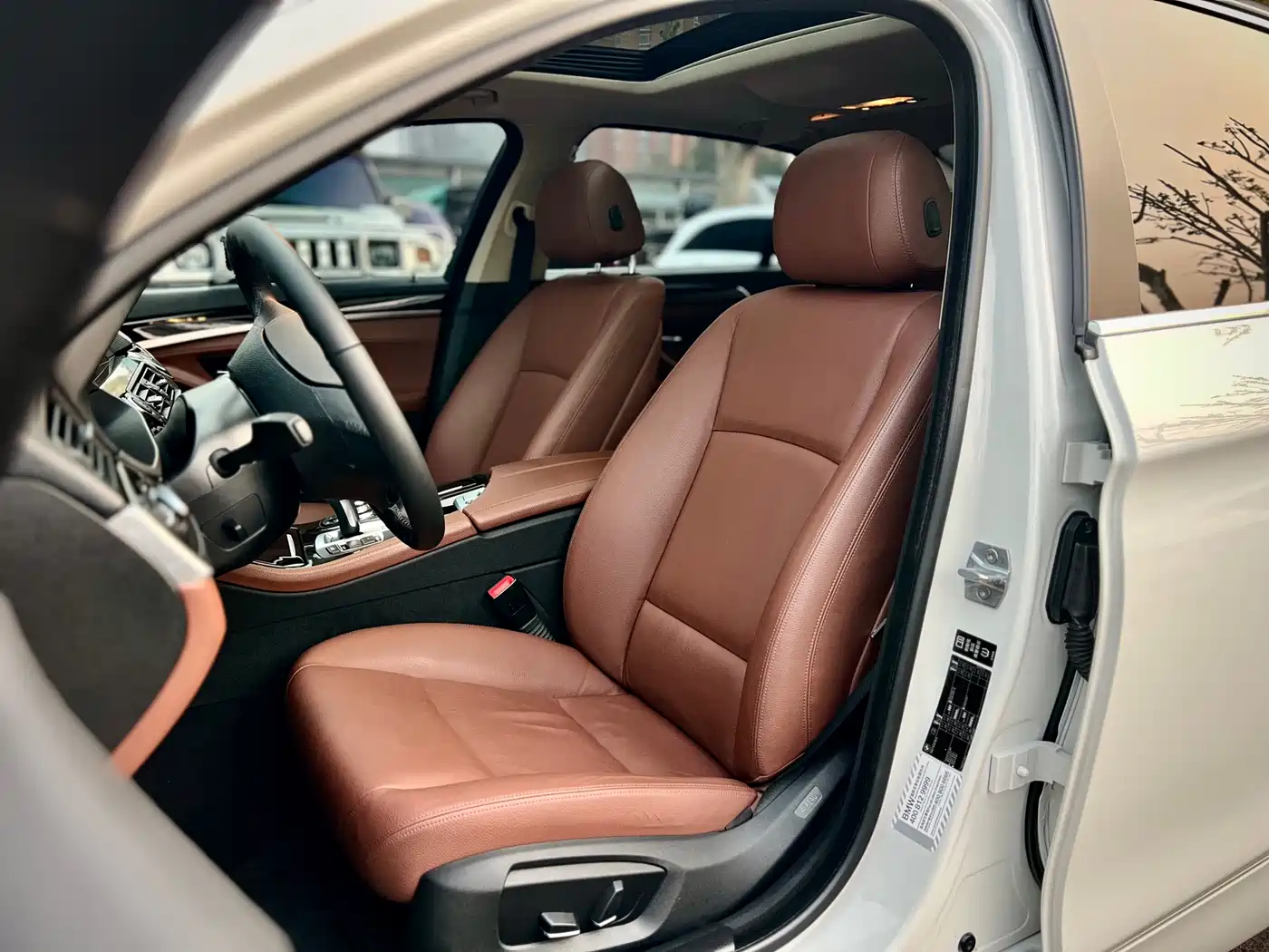BMW 5 Series 2014 525Li Leading фото 25