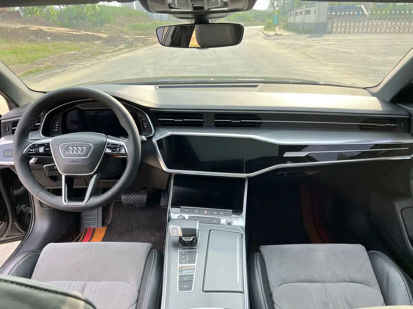 Audi A6L 2021 40 TFSI Luxury Sport фото 13